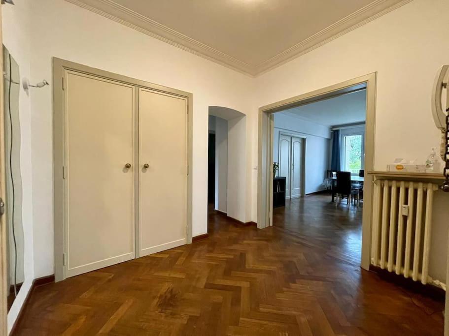 Spacious Apartment Next To Parc Du Cinquantenaire บรัสเซลส์ ภายนอก รูปภาพ